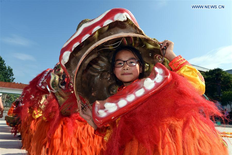 CHINA-JIANGXI-SCHOOL-CLASS-LION DANCE (CN)