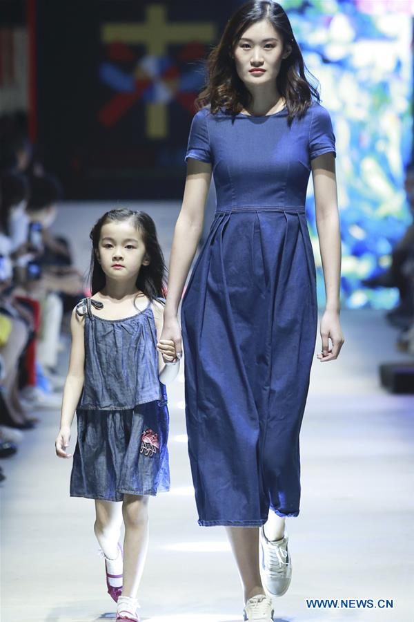 CHINA-SHANGHAI-FASHION WEEK-CHILDREN (CN)