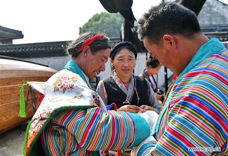 CHINA-HANGZHOU-TIBETAN OPERA (CN)