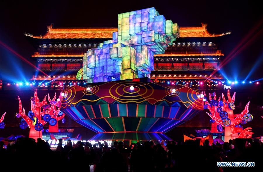 CHINA-SHAANXI-XI'AN-LIGHT SHOW (CN)