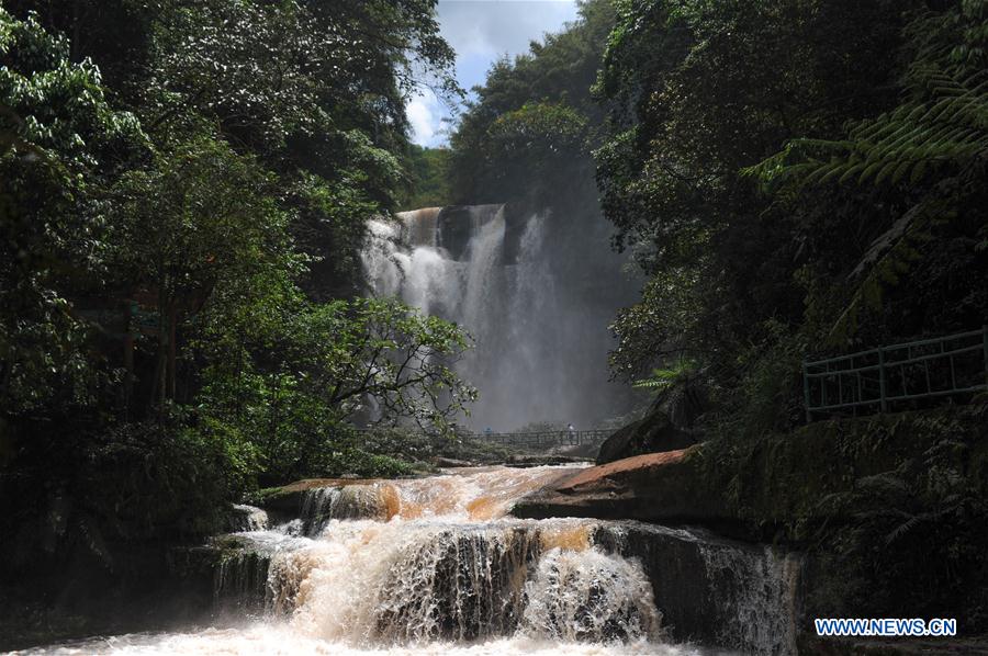 #CHINA-GUIZHOU-CHISHUI-WATERFALL (CN)