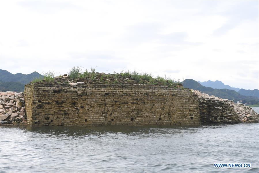 CHINA-HEBEI-CHENGDE-UNDERWATER GREAT WALL (CN)