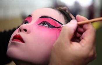 Pupils of Xichang Elementary School learn Peking Opera in China's Jiangsu