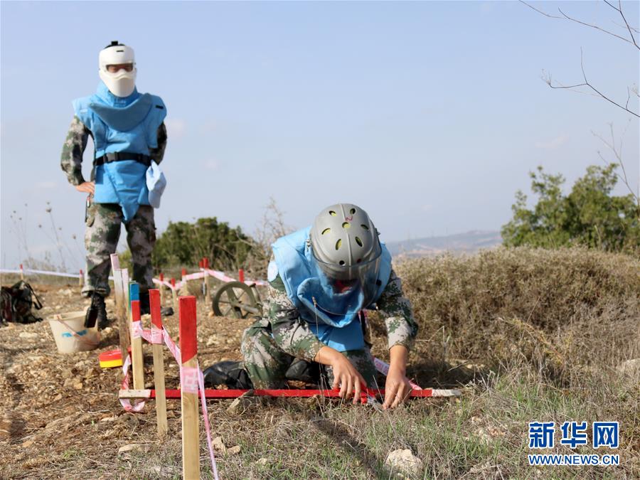 （新华全媒头条·图文互动）（12）沿着中国特色强军之路阔步前进——党中央、中央军委领导推进国防和军队建设70年纪实